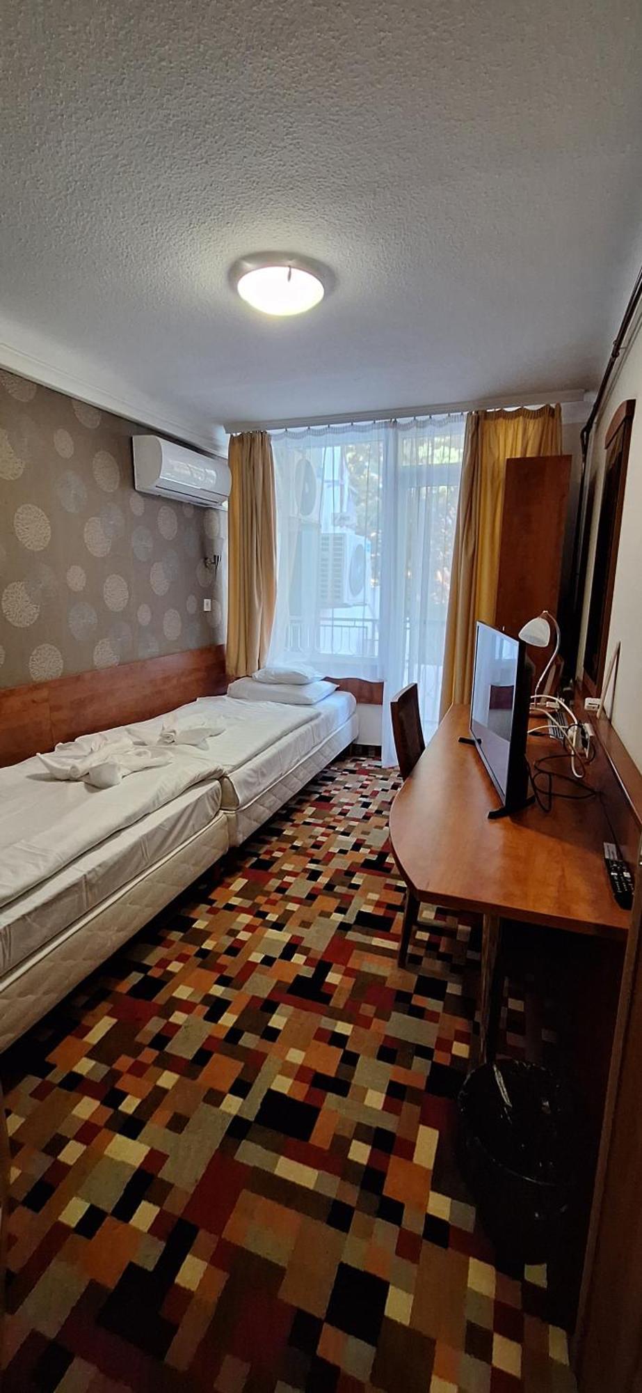 Atryum Hotel 索尔诺克 外观 照片